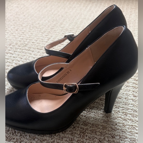 Shoes - Black Mary Jane Heels
